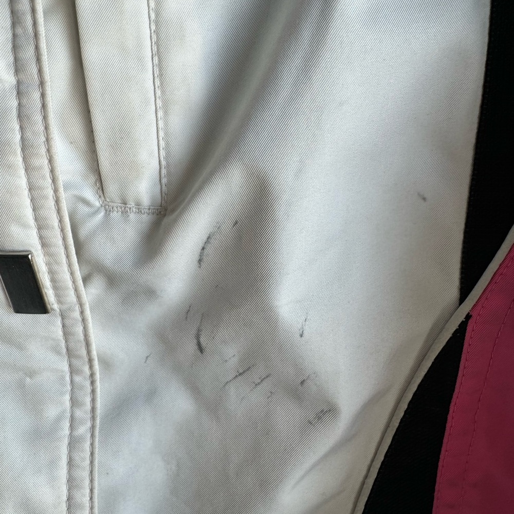 Obermeyer Women's Pink, White, and Black Ski Jacket - Picture 6 of 6